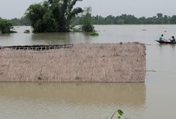 Indie: 26 ofiar lawiny błotnej i powodzi