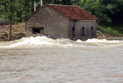 Prawie 2000 ofiar klęsk żywiołowych w Chinach