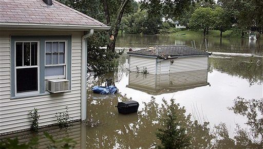 Powodzie w USA: 26 ofiar i ogromne straty