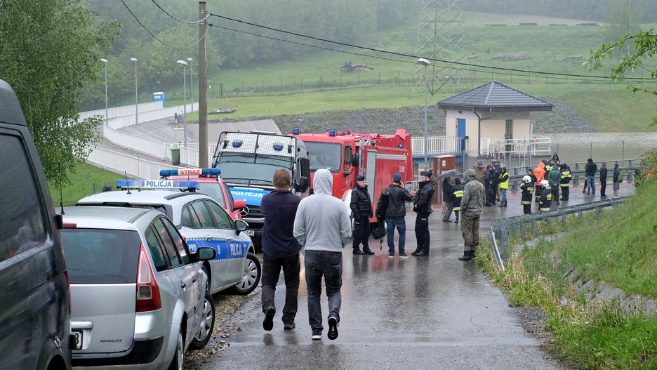 Krytyczna sytuacja w Wilkowicach na Śląsku. Ewakuowano 80 osób mieszkających przy zaporze