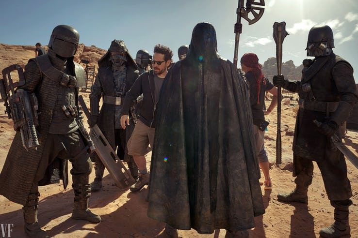 “Gwiezdne Wojny IX. Skywalker. Odrodzenie”: pokazano zdjęcia z filmu. Pojawili się nowi bohaterowie 
