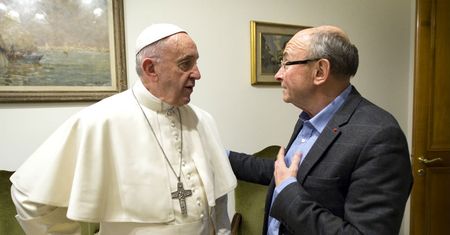 Słowa Franciszka wstrząsnęły światem. Dominique Wolton: wykazał się olbrzymią odwagą
