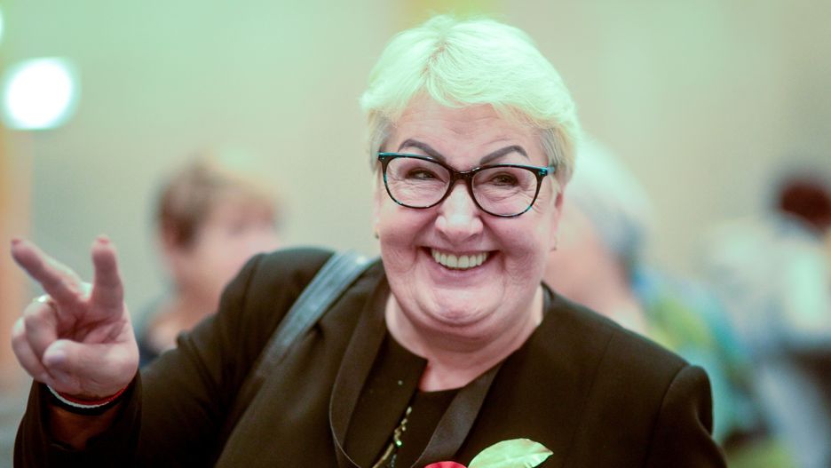 Henryka Krzywonos ma tatuaż na małym palcu