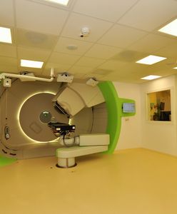 Ten nowoczesny sprzęt miał ratować życie, a stał niemal nieużywany. W końcu ma się to zmienić