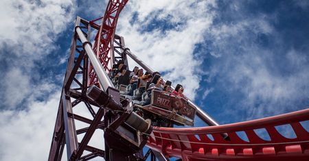 Panika na rollercoasterze. „Wypuśćcie nas!”