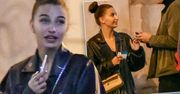 Julia Wieniawa puszcza "modnego" dymka na randce z długowłosym przystojniakiem. Piękna ona, piękny on…