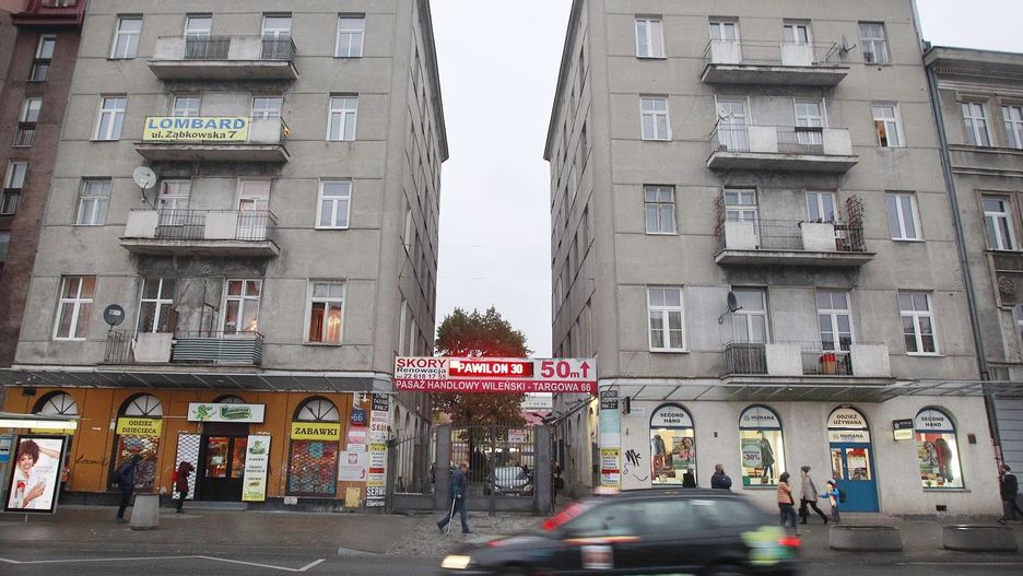 Warszawa: kamienica przy ul. Targowej 66 (2016 r.)