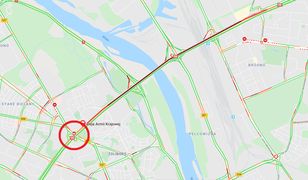 Samochód dachował na S8 na Żoliborzu. Duże utrudnienia w Warszawie