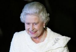Kto dotyka brytyjską królową?