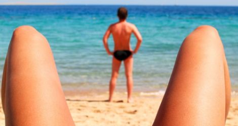 Żenujące teksty na podryw na plaży