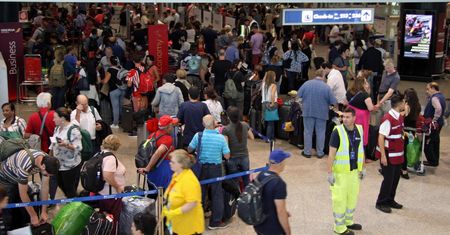 British Airways wracają do "prawie normalnego" rozkładu po wielkiej awarii systemu