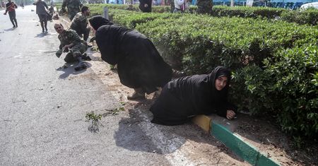 Iran. Zamach terrorystyczny na paradzie wojskowej. Do ataku przyznało się ISIS