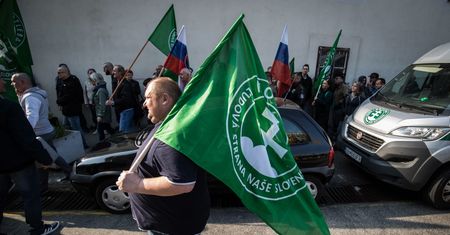 Słowacja. Neofaszyści drugą siłą tuż przed wyborami