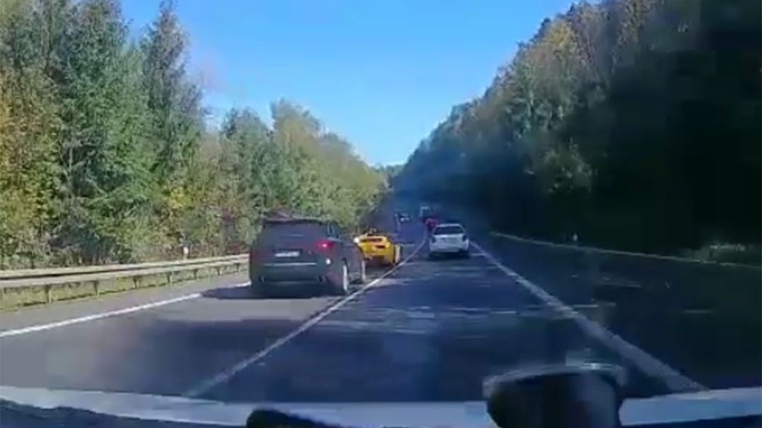 Na filmie opublikowanym przez słowacką policję widać przebieg wypadku
