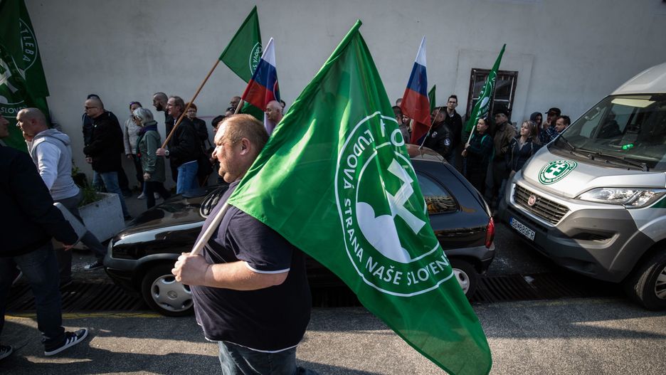 Słowacja. Neofaszyści drugą siłą tuż przed wyborami
