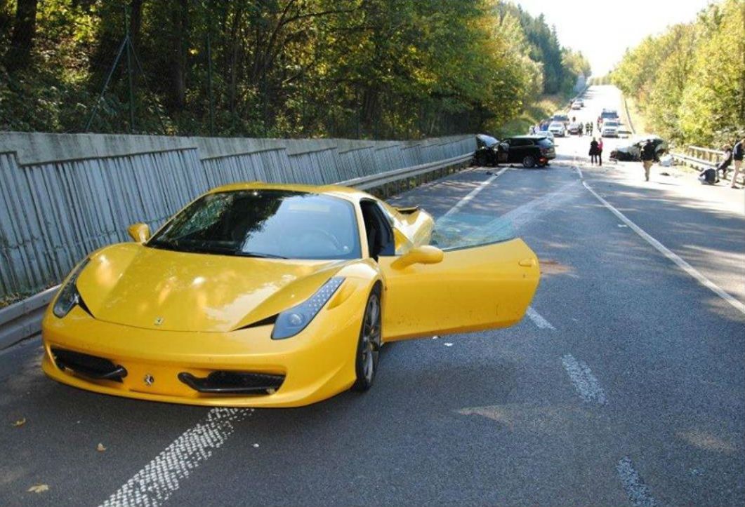 Wypadek na Słowacji według eksperta. "Wszystko było w rękach kierowcy ferrari"