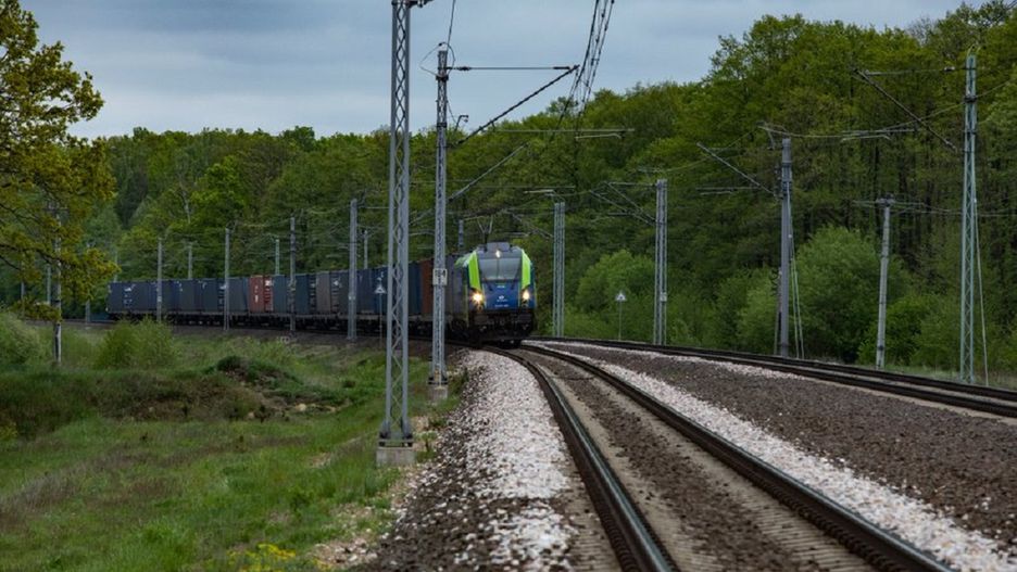 Newag przekazał PKP Cargo pierwszą z 31 lokomotyw