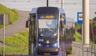 Wrocław: Tramwaje zwolnią do 10 km/h? Tego chce prezes MPK