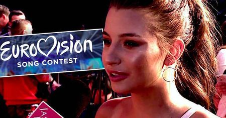 Śliczna Julia Wieniawa szykuje piosenkę na Eurowizję? [WIDEO]