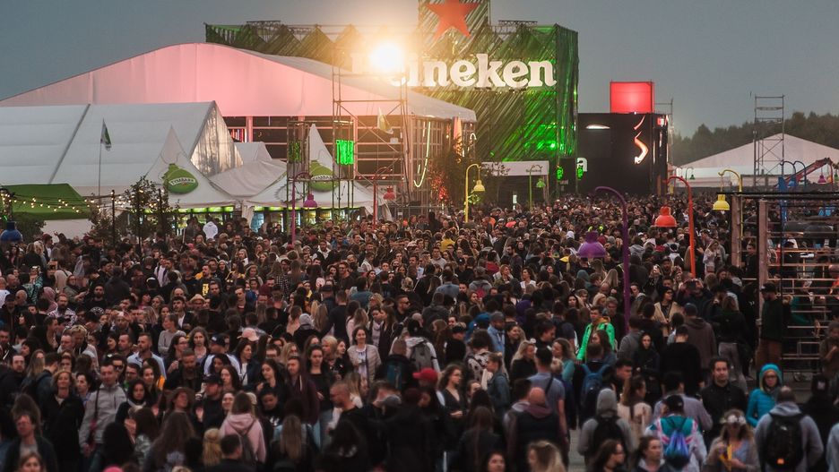 Open’er Festival 2019: Rozpiska godzinowa koncertów. Kto i gdzie wystąpi?