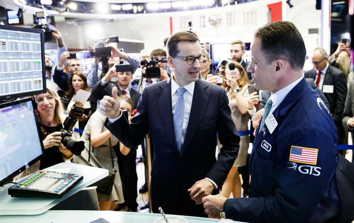 Afera KNF dotarła na Wall Street. Analityk chce cofnięcia Polsce statusu rynku rozwiniętego