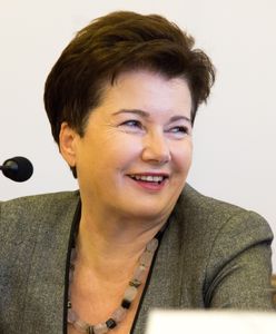 Gronkiewicz-Waltz oddaje na licytację tarczę i szablę od Tuska