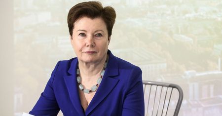 Gronkiewicz-Waltz znowu nie stawiła się przed komisją weryfikacyjną. Została ukarana grzywną