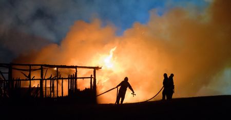 "Błysk, niesamowity huk, trzęsienie ziemi". Nagrania i zdjęcia z Murowanej Gośliny pokazują siłę wybuchu