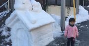 Pierwszy duży śnieg w Tokio od lat. Takich bałwanków można pozazdrościć