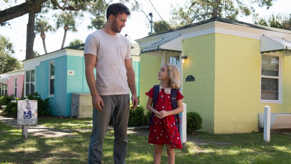 Chris Evans i Mckenna Grace w filmie "Obdarowani"