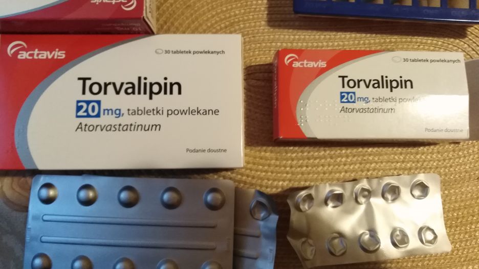 Nasz czytelnik nie rozumie, dlaczego producent zwiększył ilość plastiku w blistrze.