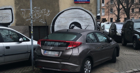 Straż Miejska w Warszawie z nietypowym plebiscytem. Chcą zawstydzić kierowców