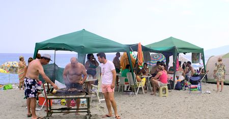 Grillowanie na plaży - piwko i bluzgi. Ahoj, polski Bałtyku!