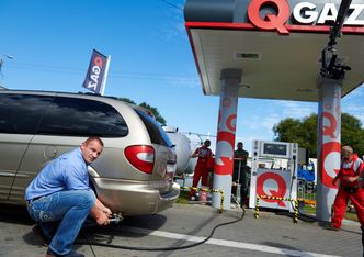 Prawie 2 proc. paliw w Polsce nie spełnia norm, podaje UOKiK