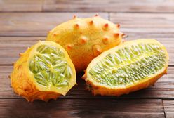 Kiwano to połączenie banana, kiwi i ogórka. Teraz kupisz je w promocji w dyskoncie