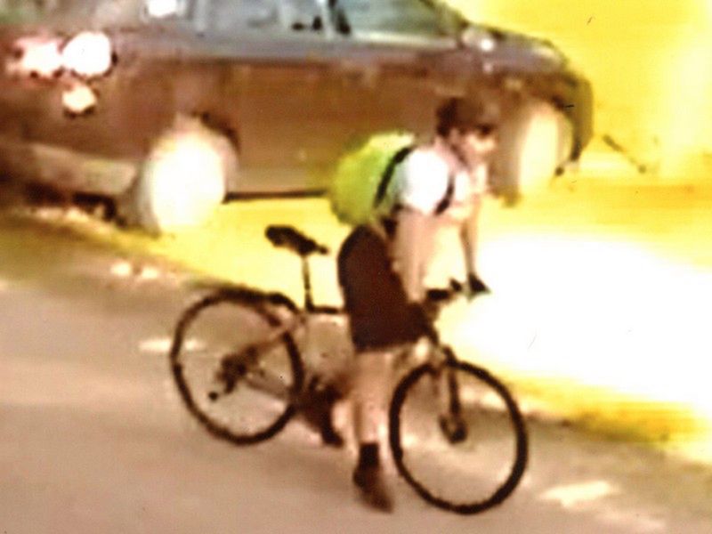 Poznań: bandyta na rowerze napadł na dwie osoby