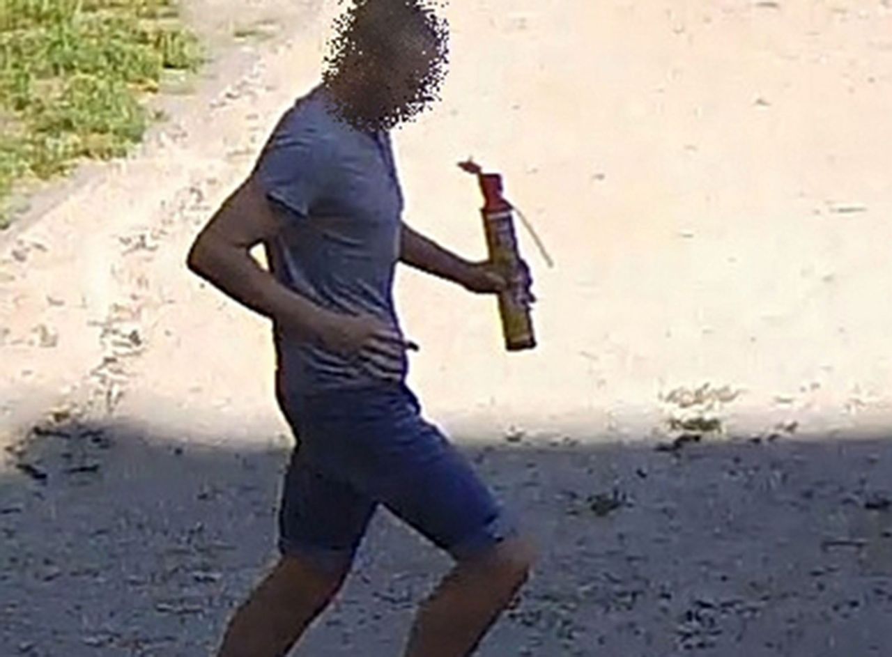 Zniszczył lexusa pianką montażową. Wpadka 16-latka