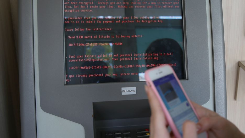 Ofiarami cyberataku padły m.in. ukraińskie banki i bankomaty