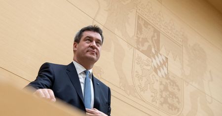Dariusz Bruncz: Walka o krzyże to nie tylko polska specjalność. Polacy zdetronizowani