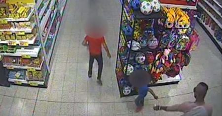 Oblał chłopca kwasem. Więźniowie mu nie darowali
