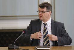 Minister Wąsik ironizuje ws. Frasyniuka. "Chętnie pewnie posiedziałby dłużej"