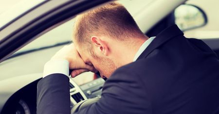 Sąd Najwyższy: wsiadasz z pijanym do samochodu? W znacznym stopniu przyczyniasz się do szkody