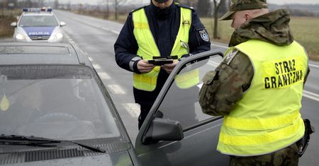 Ekwiwalent za wyżywienie. Koniec głodowych stawek dla policjantów na patrolach