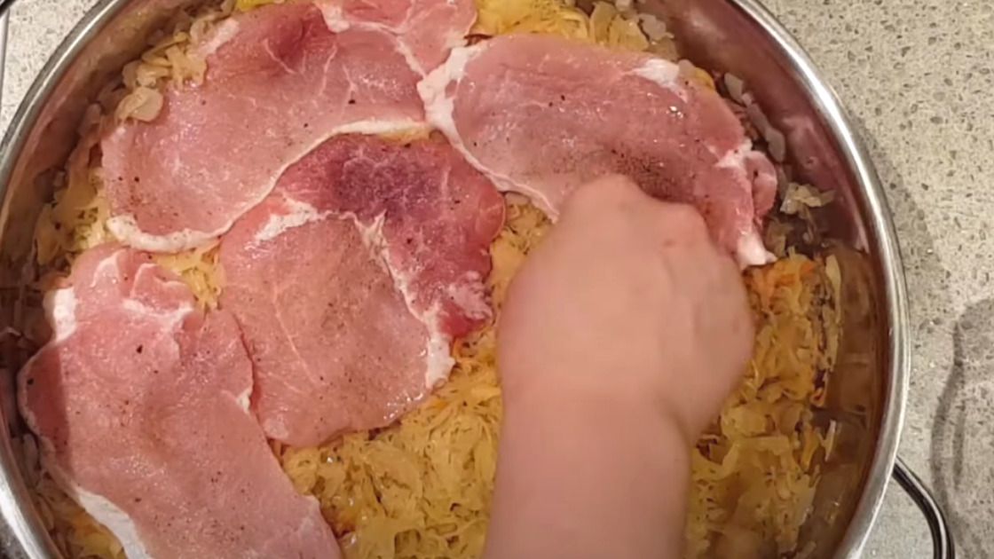 Kotlety schabowe na kapuście