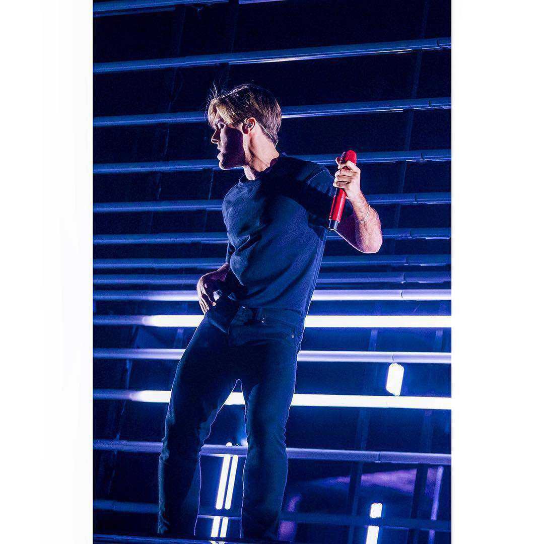 Jak nazywa się wokalista ze Szwecji na Eurowizji 2018? Tytuł piosenki – Benjamin Ingrosso – Dance You Off