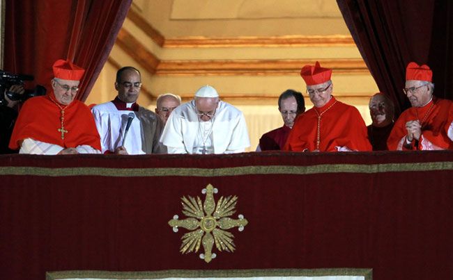 Jak argentyński kardynał został papieżem. Kulisy konklawe 2013