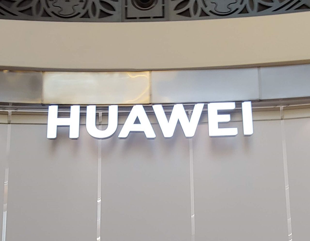 Huawei zaprasza Amerykanów na pokaz. Ratowanie wizerunku po ostatnich wpadkach