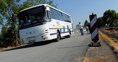 35 osób w przejściu autobusu