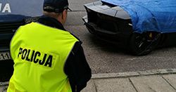 Tajemnica lamborghini porzuconego w Włocławku. Śledztwo trwa od miesiąca