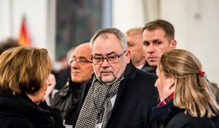 Piotr Adamowicz o telefonach po pogrzebie brata. Od "katolickich ortodoksów"